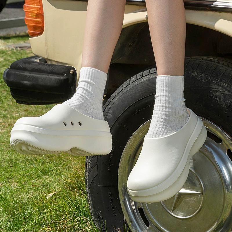 Chef shoes, new for spring/summer slip-on mules with height-boosting thick soles, waterproof, suitable for outdoor and home use, closed-toe slides for men and women