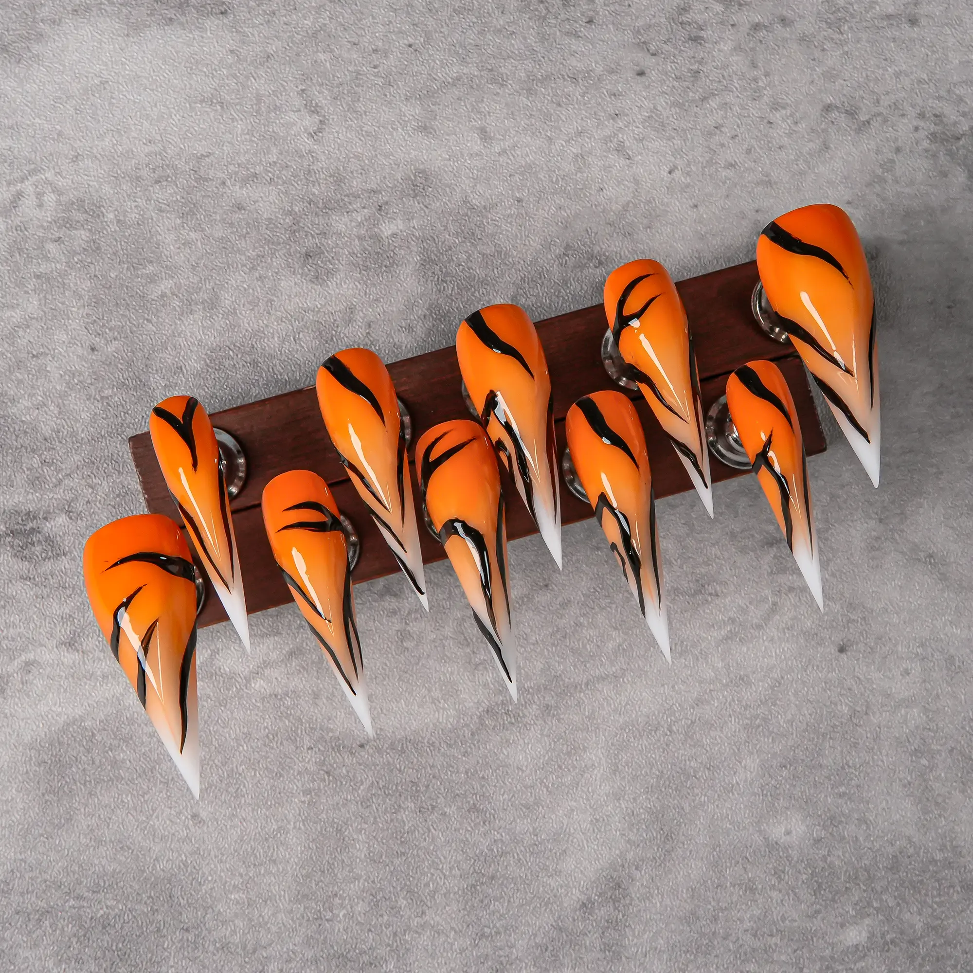 Press on Nails, Handmade Pointed Shape False Nails, Removable Warm Caramel Orange Base with Hand-Painted Smooth Black Tiger Stripes & White Tip Gradient, Wild Look for Hot-Girl Street Photo Vibe, Handmade Press On Nails