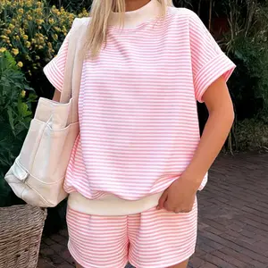 Cuffed Sleeve Contrast Mock Neck Tee Casual 2pcs Short Set