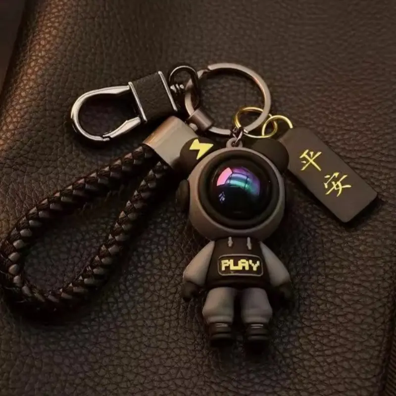 High-End Astronaut Keychain, Luxury Car Key Ring, Perfect Gift for Halloween, Christmas, Birthday Parties, Unique Couple Present