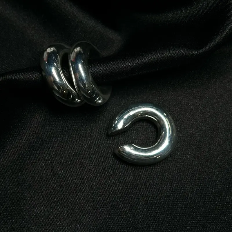 Ear cuff liso chico 925/ c/u