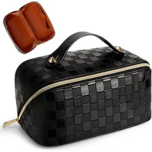 Large Capacity Travel  Bag Plaid Checkered Makeup Bag Portable Leather  Skincare Bag with Handle and Divider for Women 01-Black