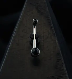 Vertical Clitoral Hood Black CZ Bar