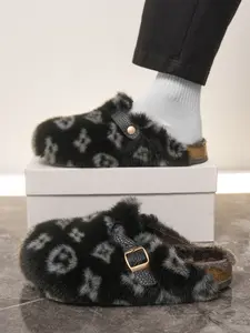 Winter Faux Fur Slippers for Men and Women, Fuzzy Warm Slippers, Cozy Warm Non-Slip Outdoor Footwear, Stylish and Comfortable Home Shoes, Perfect Gift for Her, Soft Plush Lined Slippers for Daily Wear