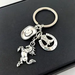 2025FashionElegantCowboyHatKeychainWesternCowboyBootsHorseKeychainMen'sBackpackPendantAccessoriesCharmwithHorseCharm
