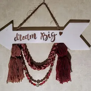 Macrame wall hanging