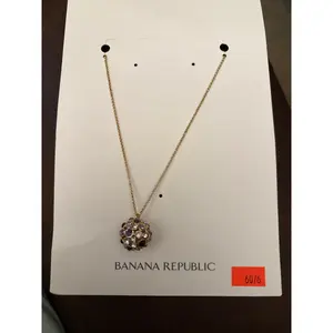Banana Republic Necklace MSRP $48