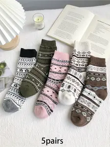 5 pairs retro pattern mid-calf socks, thickened for warmth, casual and suitable for couples. Ideal for winter daily wear at home