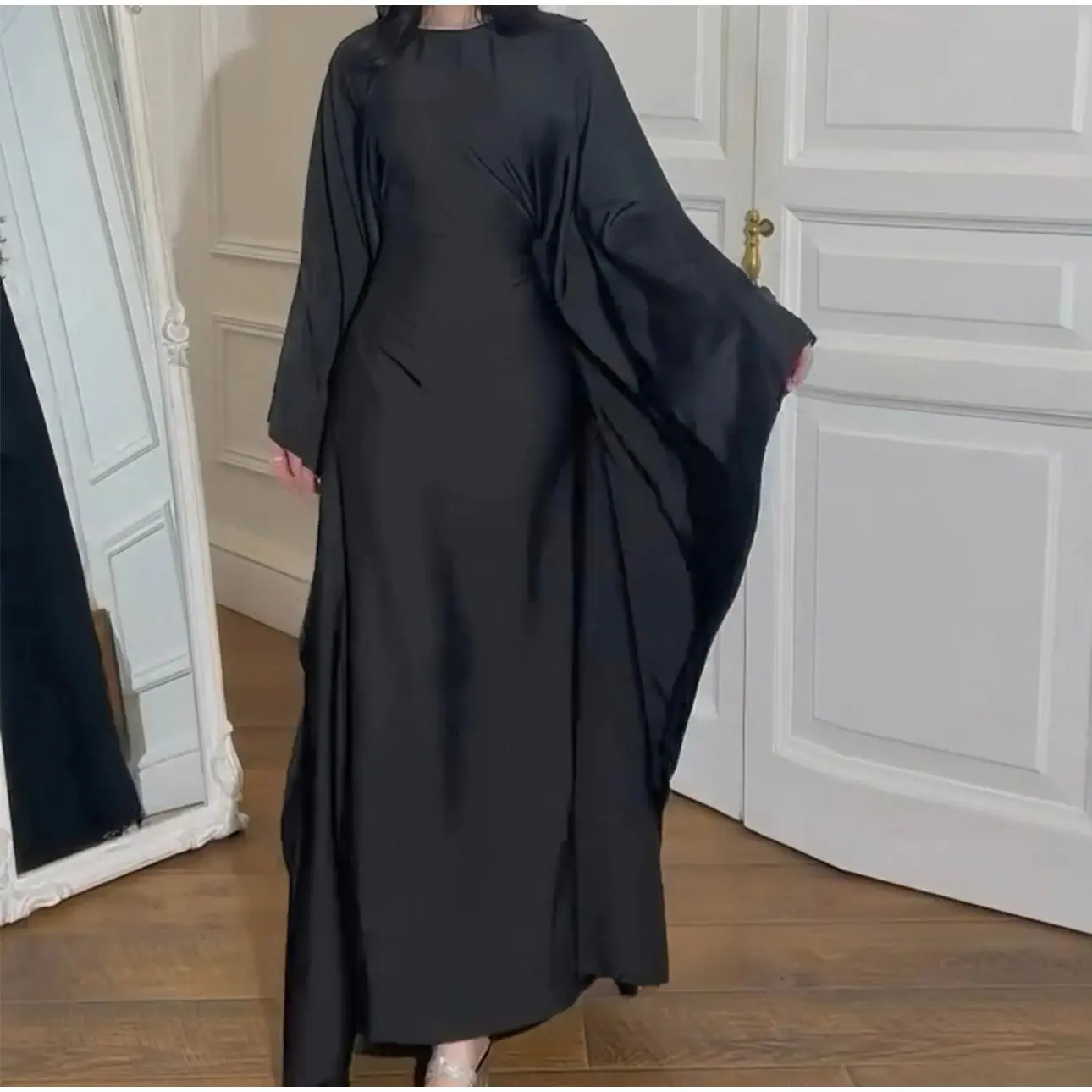 Amanda batwing abaya