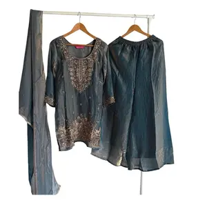 Findi Silk Kurtha Set