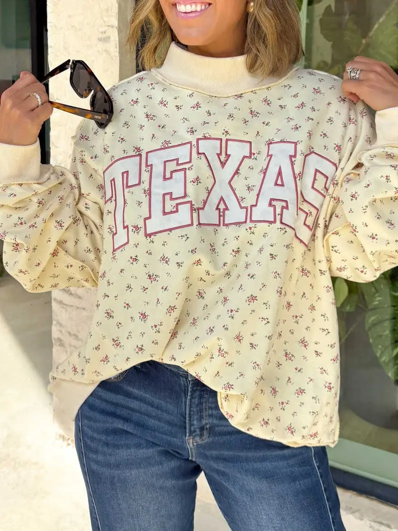 Women’s TEXAS Floral Graphic Sweatshirt, Stand Neck Long Sleeve Pullover with Ribbed Cuffs, Soft Relaxed Fit Casual Top for Travel, Weekends, Fall and Everyday Wear, Womenswear, Chic,, Print, Style, Fashion