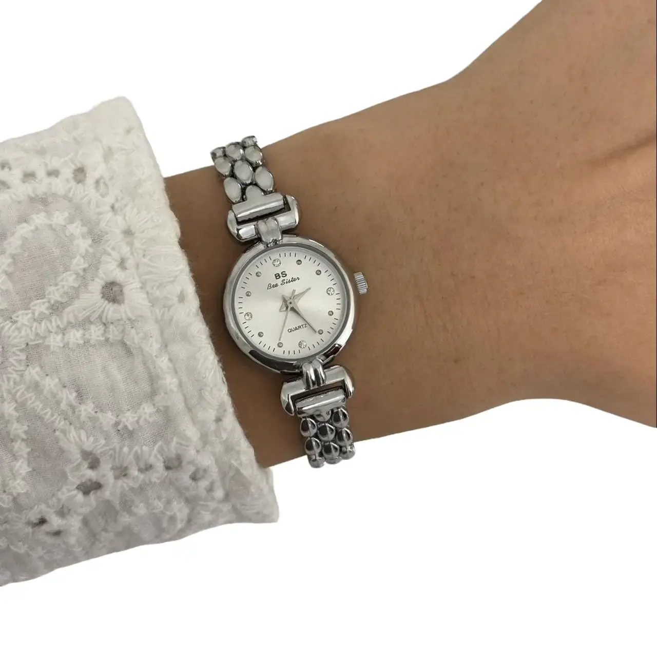 BS BEE SISTER Women's Vintage Classical Silver Analog Fashion Durable Quartz Round Metal Waterproof Watch with Stainless Steel Bracelet, Silver Quartz Watches Gift with Included Gift Bag, Analog Quartz Watches