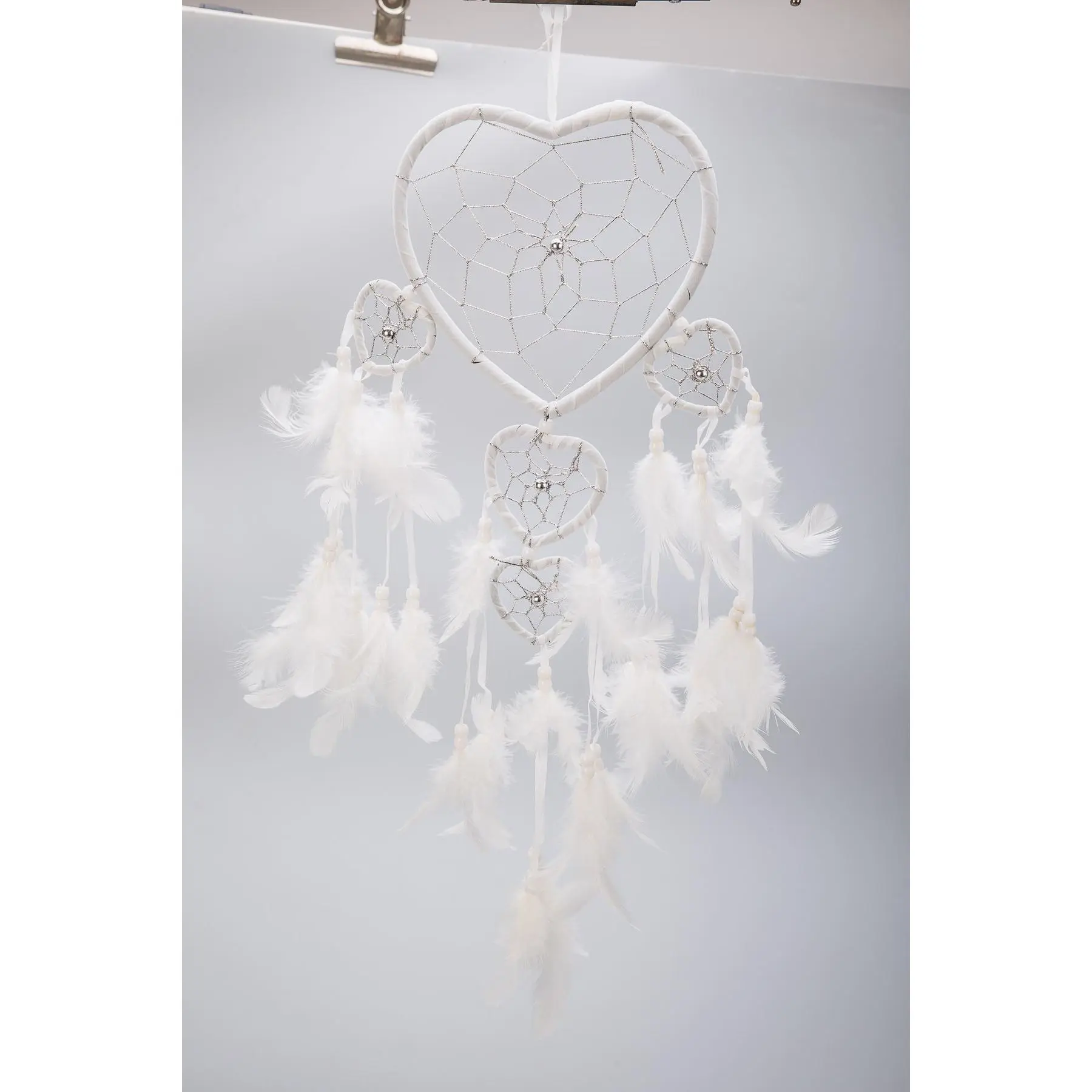 Thy Home 19-in Handmade Traditional White Fabric Dream Catcher Hanging Decor, 5 Heart-Shaped Ornaments & Feathers, Bedroom Sleep Aid, Wall/Car Interior Decoration Accessories, Mother's Day Gift, All Seasons, 19 Inches, Decorative