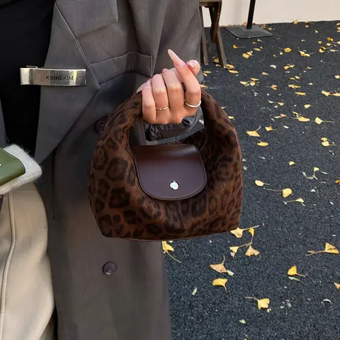 2026 New Hobo Bag, Small Square Handbag for Women, Zippered Handbag, Casual Single Shoulder Bag, Fashion Commute Crossbody Bag, All Seasons
