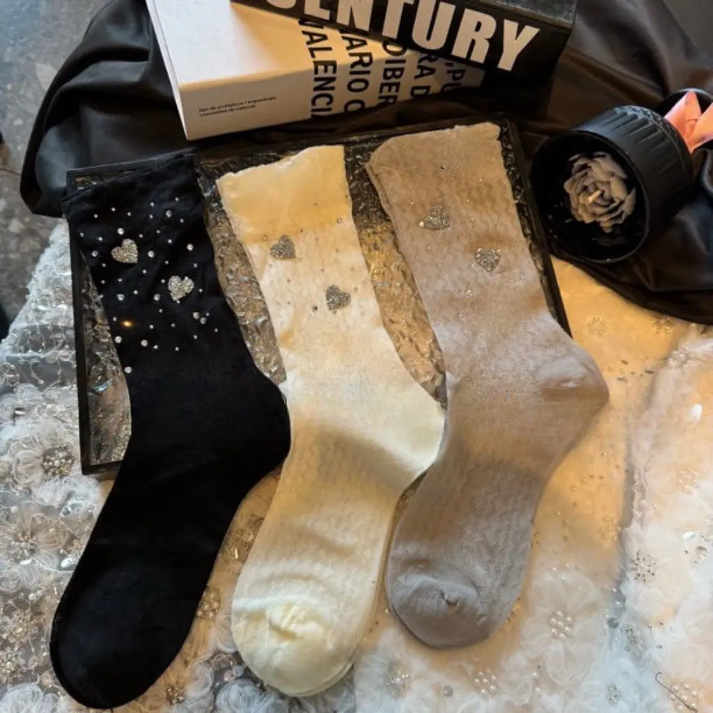 (3 Pairs)Black White Gray Women Love Heart Rhinestone Socks Luxury European Decor Thin Crystal Silk Summer Trendy Bling Diamond Net Red Style