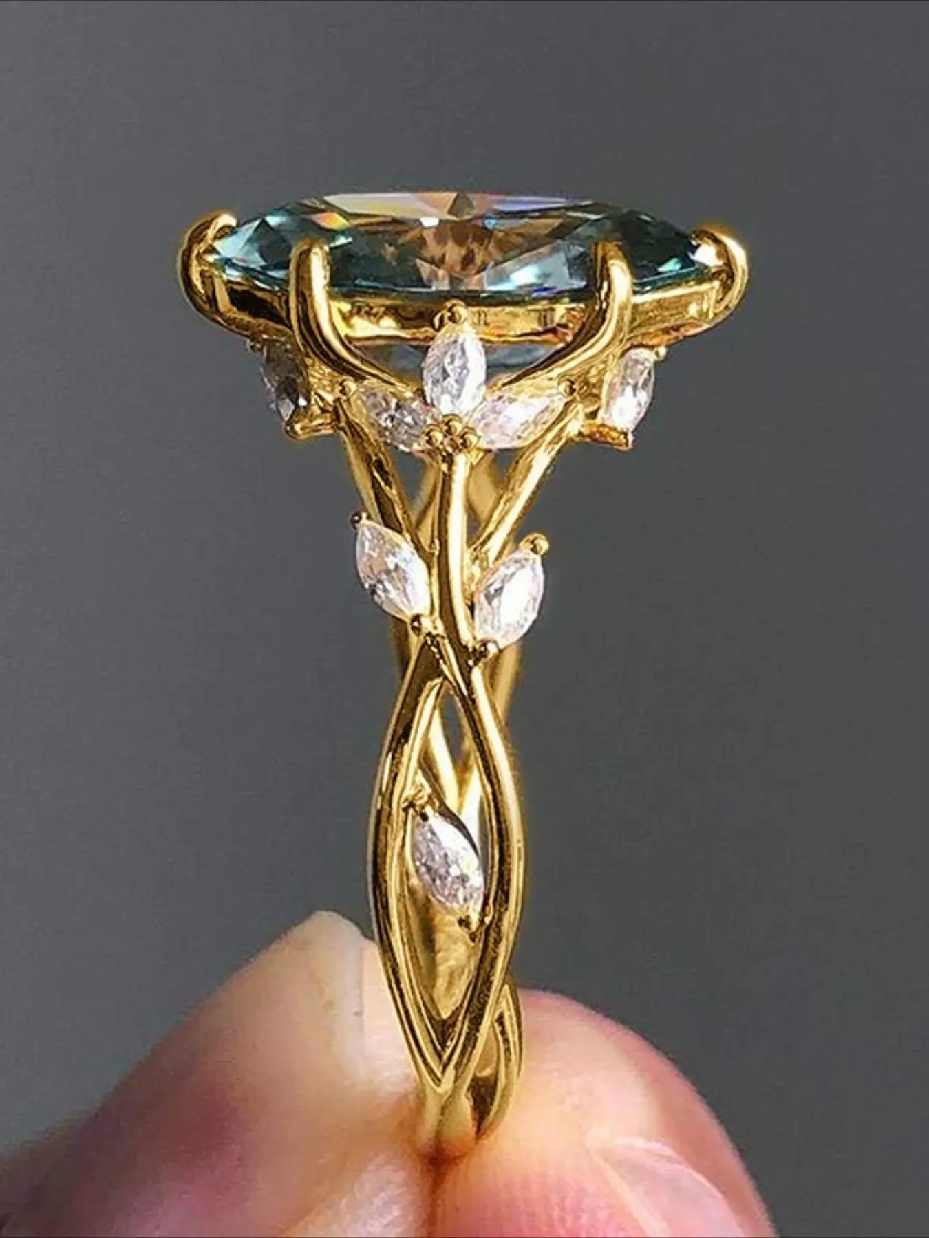 Women's Tree Leaf Zircon Ring, Valentine's Day Gift, Bridal Wedding Engagement Jewelry, Daily Wear Decorative Accessories, Teardrop Bridal Rings