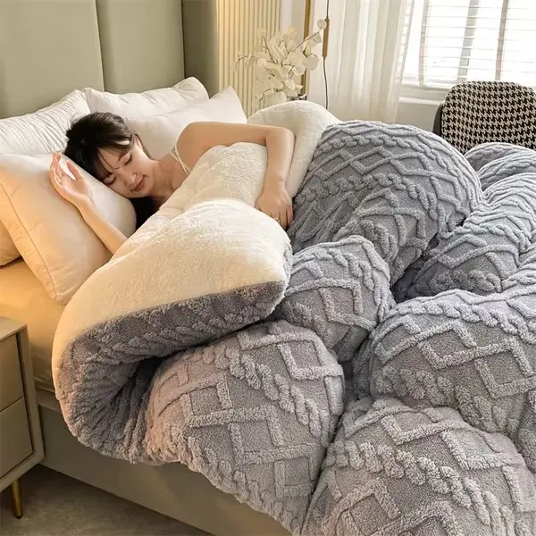 Soft100% Superfine Fiber Filling, Light Beige Soft Polyester Fabric, Suitable For Bedrooms And Hotel Rooms, A Piece Of High-quality Thickened Velvet Blanket, Winter Warmth Blanket, Soft And Thick Blanket