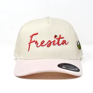 'Fresita' Trucker Hat - Cream / Pink