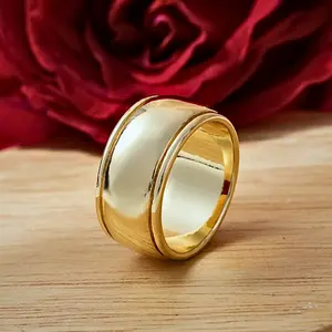 Unisex Minimalist Ring – Stylish Polished Round Fashion Jewelry for Everyday Wear