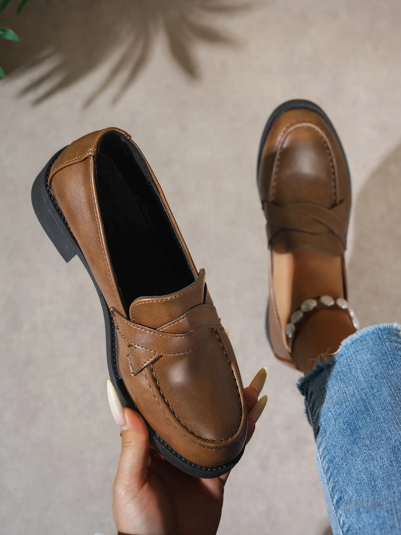Women's Fashion Plain Round Toe PU Leather Loafers, Casual Flats, Casual Comfortable Breathable Daily Shoes, Lightweight All-Season Women's Footwear, Everyday Wear Footwear, Brown