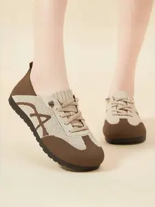 Women's Comfortable Soft Sole Breathable Mesh Casual Shoes, Lightweight One-Click Fastening Retro Versatile Lace-Up Trainers