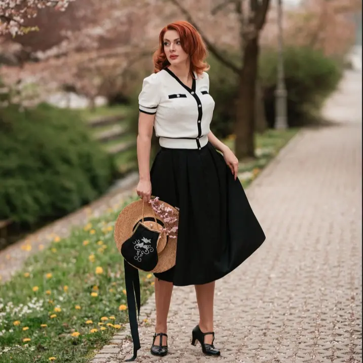 GOELIA Classic Jacquard Knit Top And Half Women Skirt With Pockets Two-Piece Set Fit Womenswear Comfort Lady Suits Shortsleeve Classic