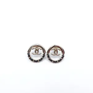 Pre-owned Chanel Silver Metal Earring T10381256