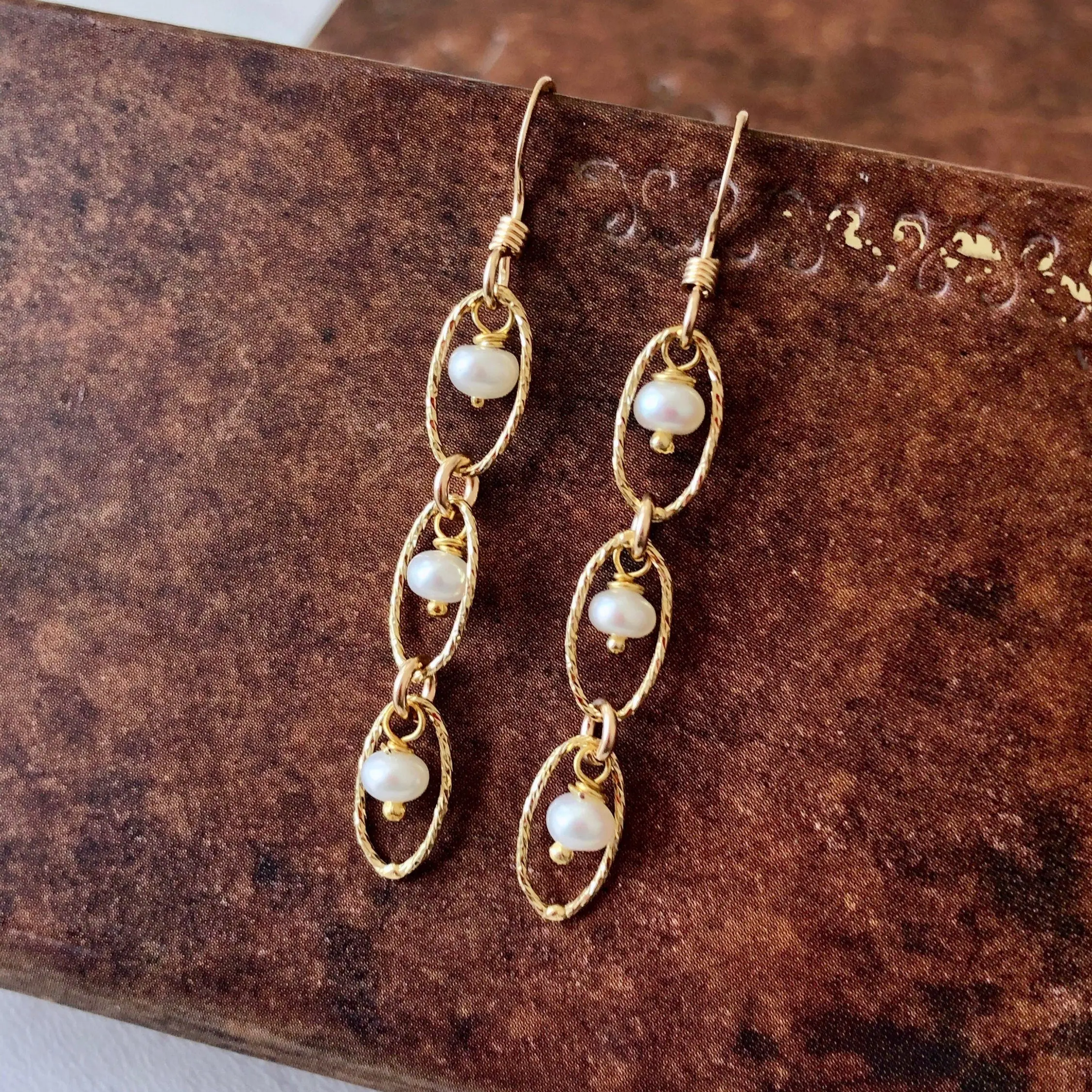 White Pearl Oval Link Earrings- June Birthstone