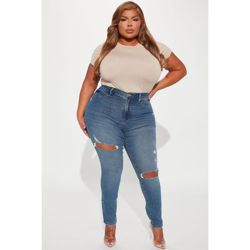 Turn' Heads Booty Lifting Skinny Jeans - Medium Wash