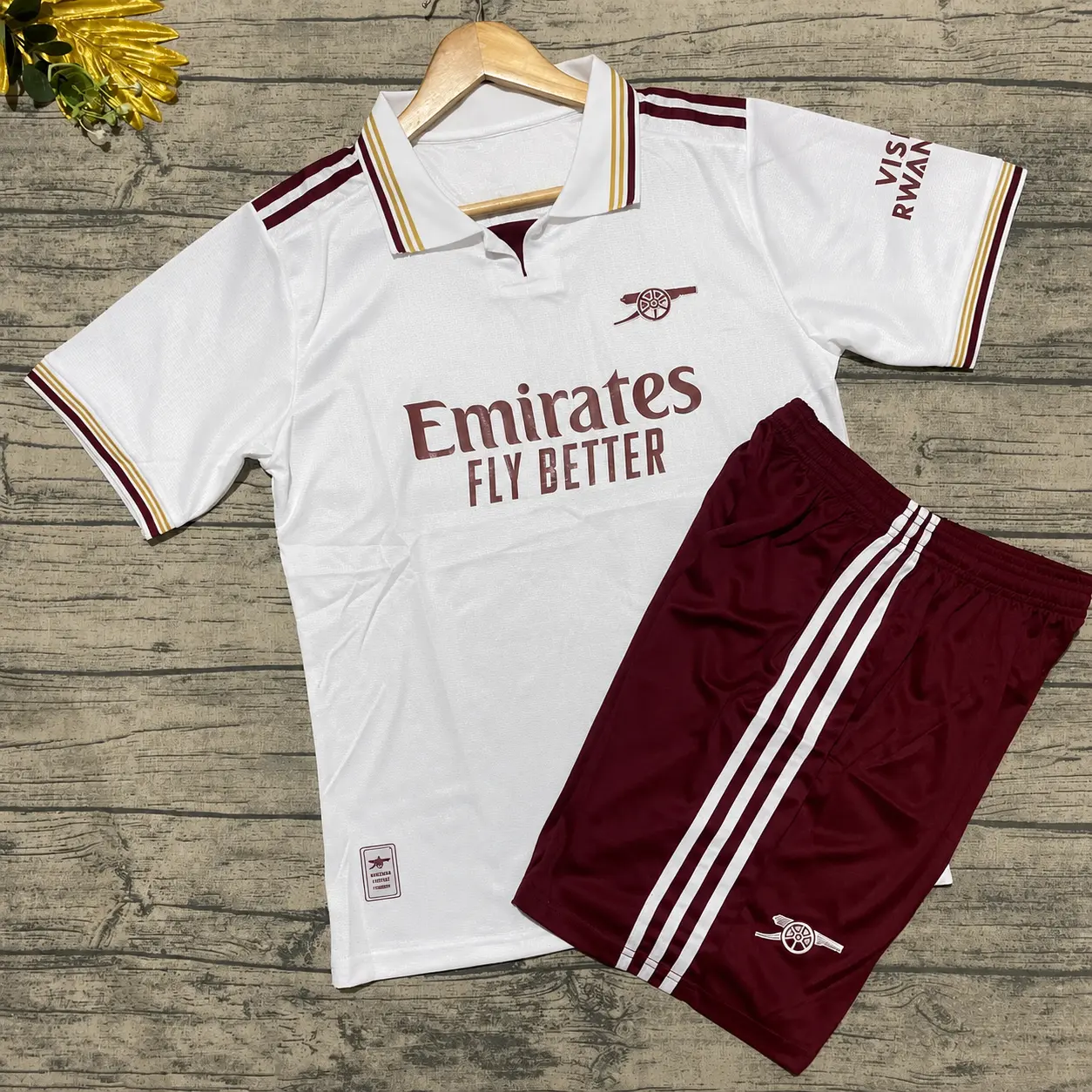 Men's White Football Uniform Set Lightweight Outdoor Athletic Kit