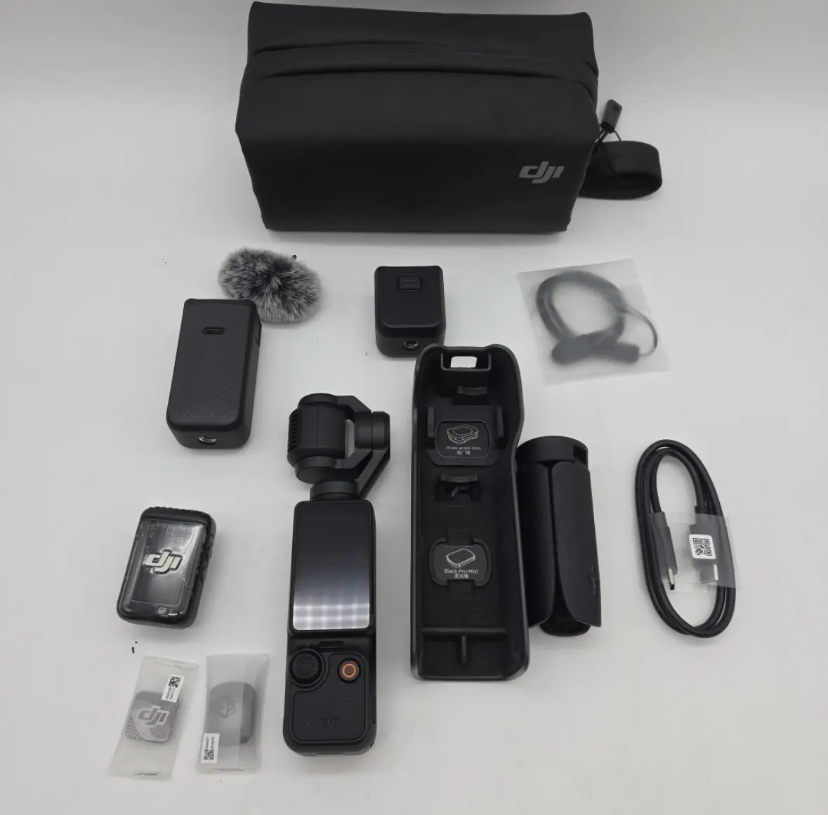 Brand New DJI Osmo Pocket 3 Vlog Combo - Portable Action Camera for Vlogging
