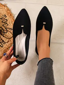New Women's Pointed Toe Flat Shoes Casual Flats with Metal Buckle Decor, Slip-On Lightweight Comfortable Casual Footwear for All Seasons