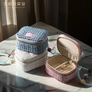 Loveden velvet jewelry box mini portable jewelry storage box ring pendant bracelet box travel jewelry storage bag auction bracelet travel storage bag summer travel gift for girlfriend