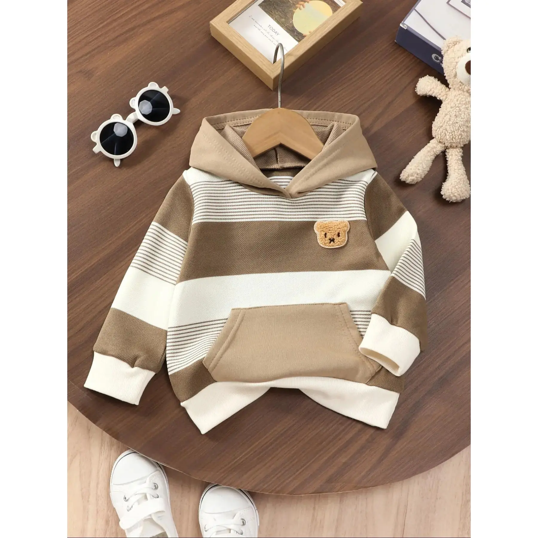Baby Boy Casual Striped Bear Embroidery Hooded Long Sleeve Sweatshirt, Fall & Winter Daily Wear, Outdoor Play, Christmas Party Gift