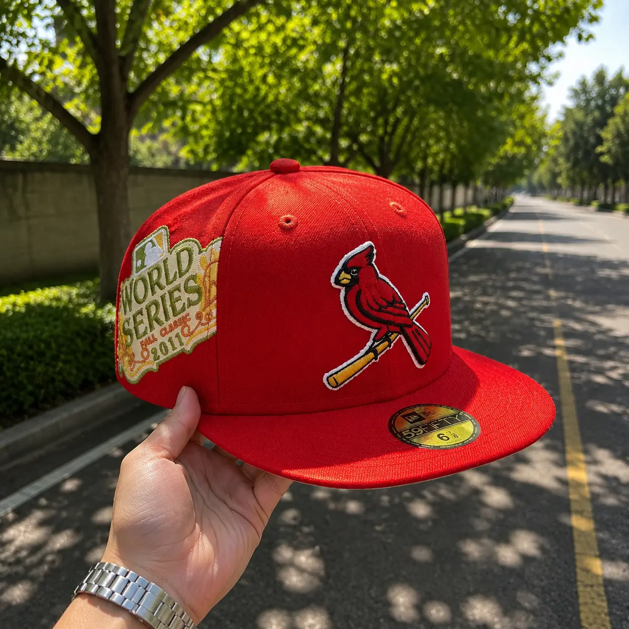 St. Louis Red Fitted Baseball Cap – Cardinal Embroidered 2011 World Series Patch Flat Brim Hat