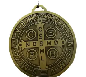 Bendición de Medalla de San Benito Car or Door Blessing St. Benito Medallion