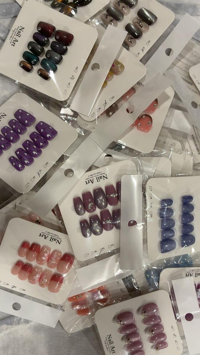 Item: S(short/medium), $63.99 32bags, host:Mona