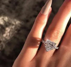 AAA Zircon-Inlaid Heart-Shaped Artificial Gemstone Ring - European Style Engagement Jewelry, Bestseller for American Engagement Parties