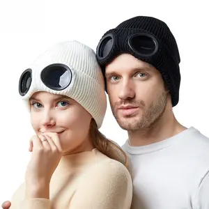 Retro goggles knitted cold cap. A must-have for autumn and winter outfits. The same style for both men and women, giving a super street-style vibe.