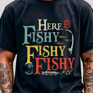 Mens "Here Fishy Fishy" Graphic Cotton TShirt with Colorful Fishing Design Lightweight AllSeason Casual Outdoor Enthusiast Top