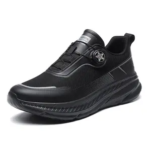 Men’s non-slip work shoes, oil-resistant and waterproof, featuring a PU and mesh upper that is waterproof and breathable, suitable for indoor, outdoor, hospital, and kitchen use.