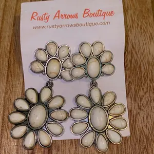 Beautiful Ivory Marble Flower Drop Earrings