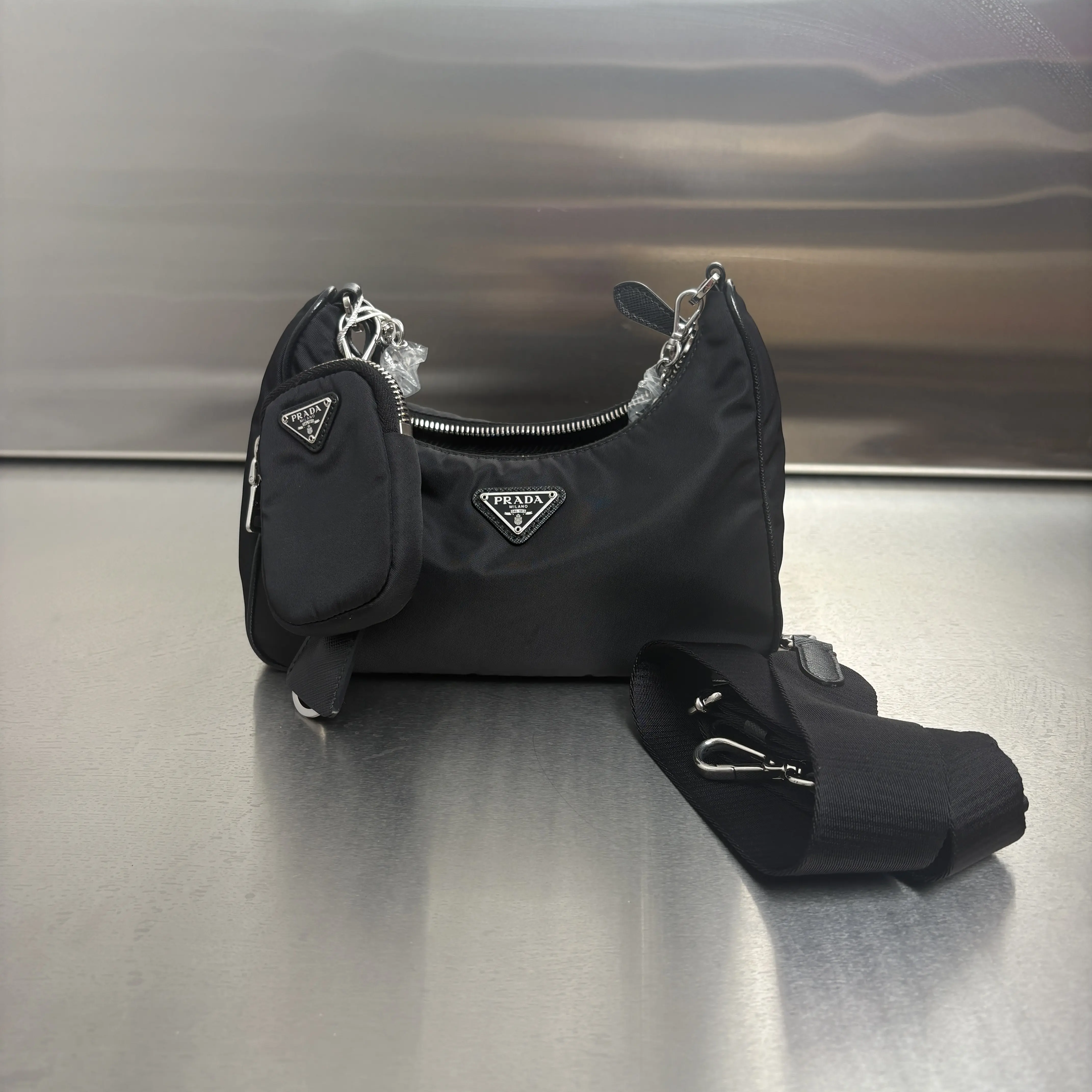 Pre-owned Nylon Crossbody Bags Prada Re Edition 2005 Shoulder Bag Black in Nylon