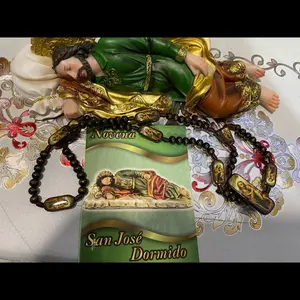 Paquete Imagen San Jose 12 Pulgadas con Rosario de Madera y Librito de La Novena