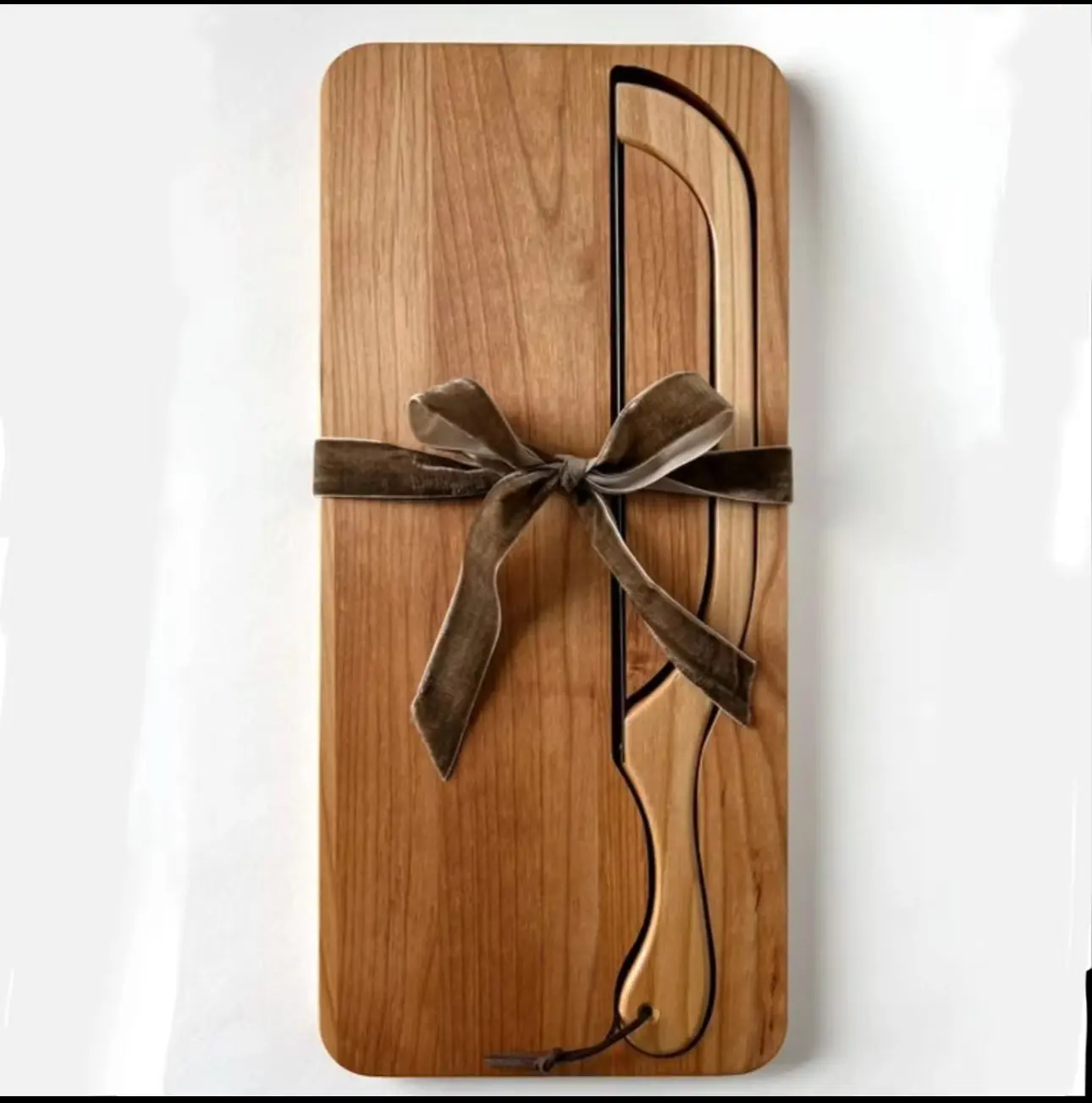 Acacia Wood Cutting Bread Board