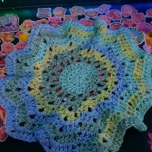 crochet 12-point star table settings