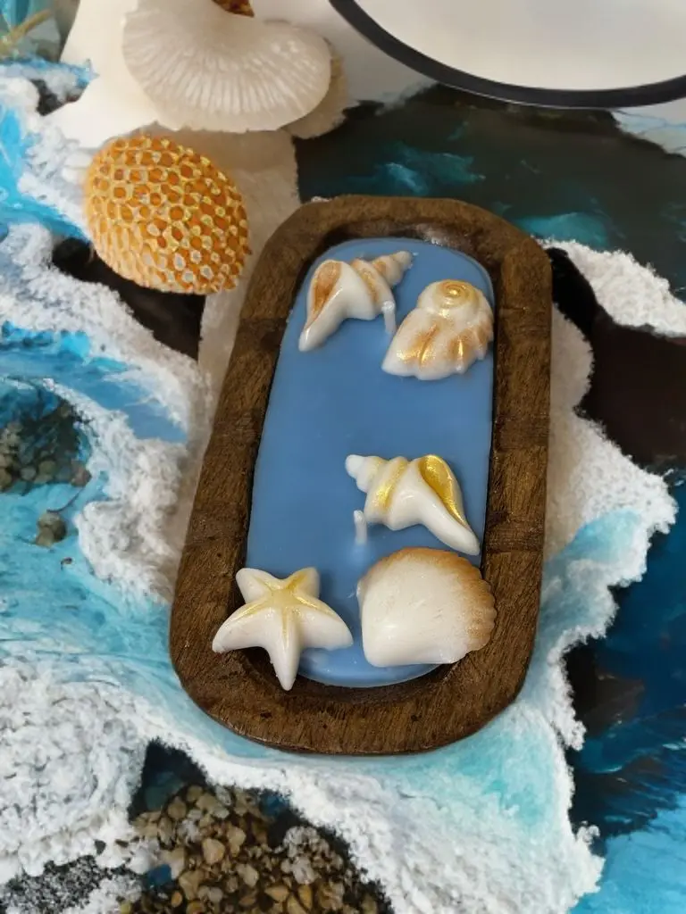 Seashell  Rustic Wooden Frame - Blueberry Scented mothers day Decor scent soy candle