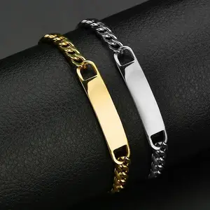 Personalized simple engraved jar bracelet, stainless steel three-color curved bracelet, a creative gift for men and women