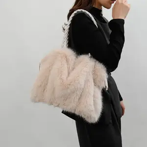 Women's Large-capacity Tote Plush Bag Fashion 2025 New Pleated Shoulder Messenger Bag