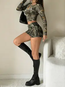 Women's Camouflage Crop Top & Shorts Set, Slim Fit Long Sleeve Shirt, All-Season Fashion, Casual Wear for Women, Womenswear